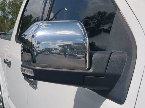 Used 2018 Ford F150 Lariat w/ Equipment Group 502A Luxury RWD image 12
