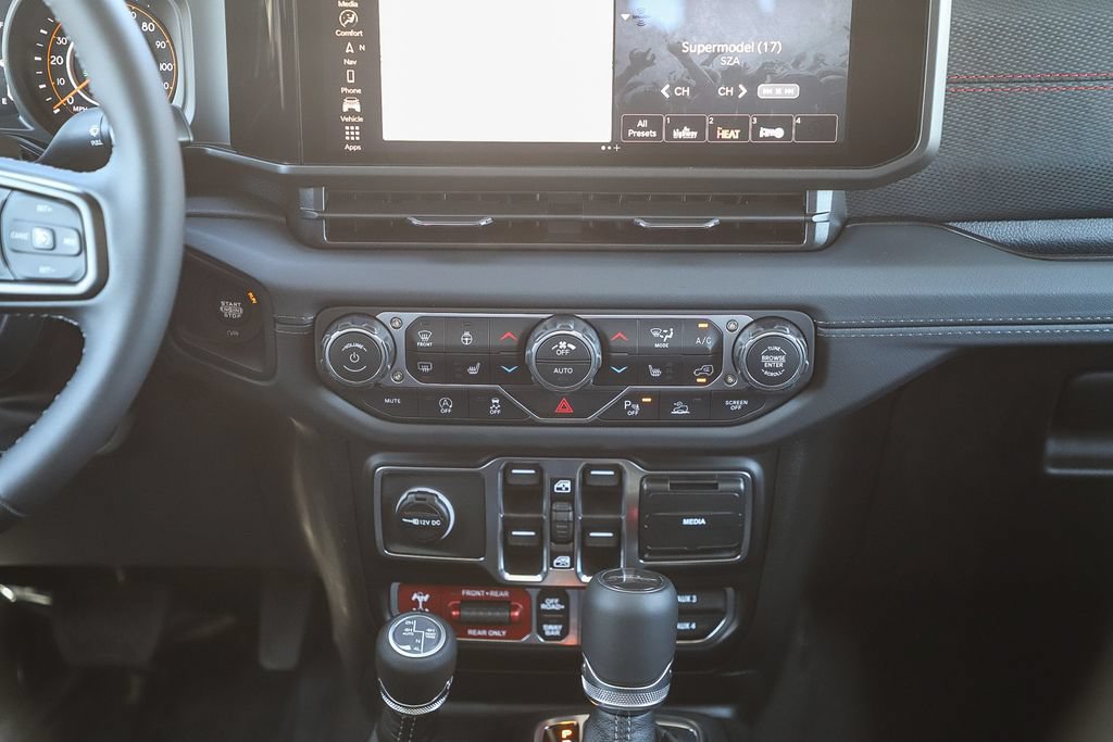 New 2026 Jeep Gladiator Rubicon AWD/4WD image 14