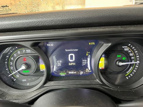 Used 2024 Jeep Wrangler Willys 4xe image 32