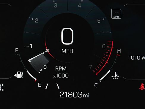 Used 2025 GMC Yukon Denali image 24