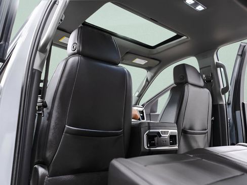 Used 2025 GMC Sierra 1500 Denali w/ Technology Package image 30