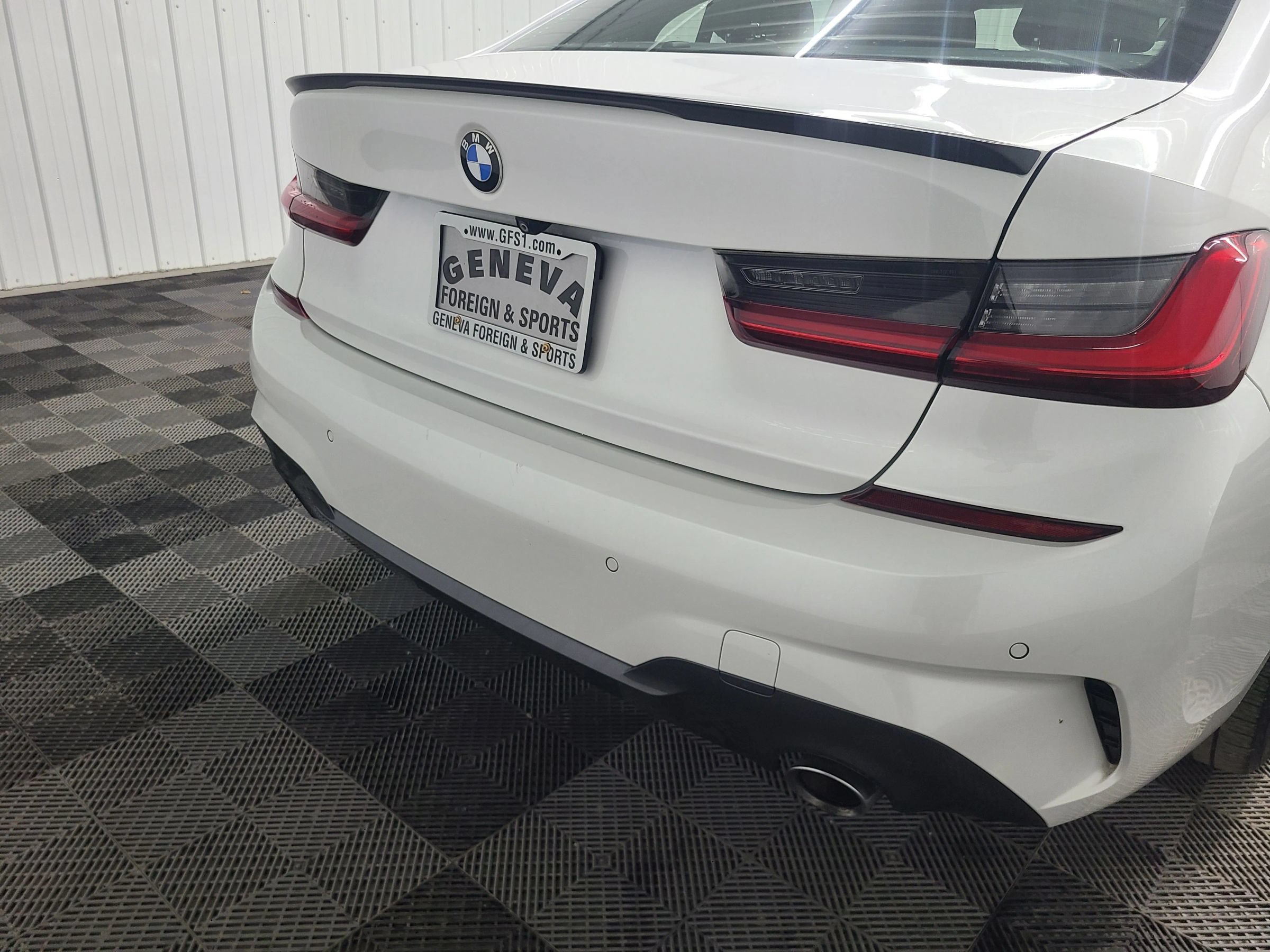 Used 2019 BMW 330i Sedan w/ M Sport Package RWD image 19
