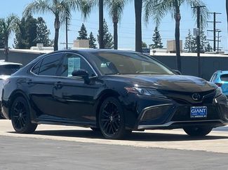 Used 2022 Toyota Camry XSE FWD video 2
