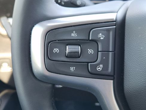 Used 2025 Chevrolet Silverado 1500 LT RWD image 28