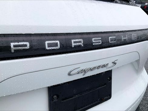 Used 2019 Porsche Cayenne S AWD/4WD image 30