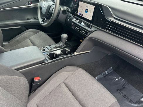 Certified 2025 Toyota Camry LE image 19