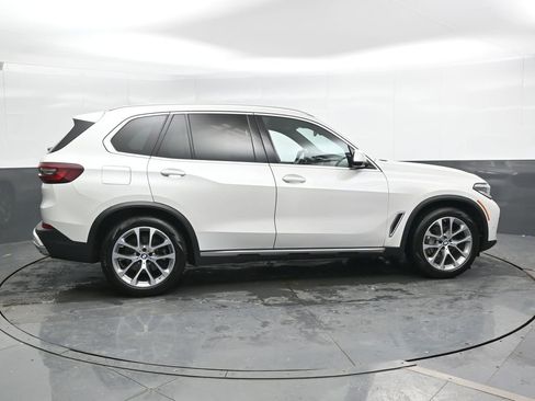 Used 2023 BMW X5 xDrive40i w/ Premium Package AWD/4WD image 5
