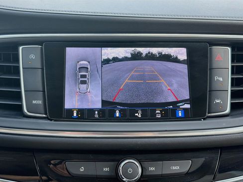 Used 2024 Buick Enclave Avenir w/ Avenir Technology Package FWD image 35