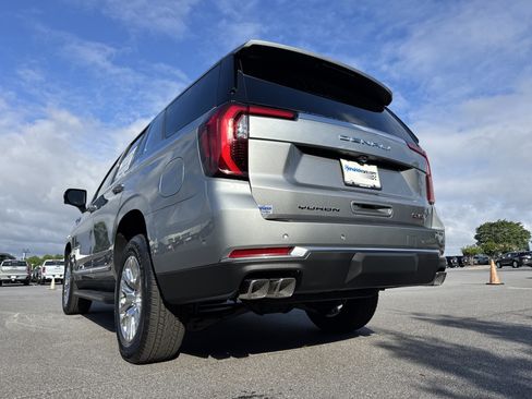 New 2026 GMC Yukon Denali AWD/4WD image 8