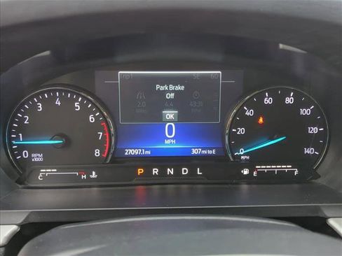 Used 2022 Ford Explorer XLT w/ Equipment Group 202A image 7