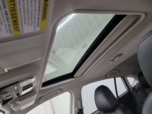 Used 2021 Subaru Crosstrek 2.5i Limited w/ Moonroof Package 2 image 24