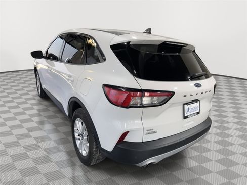 Used 2022 Ford Escape SE AWD/4WD image 8