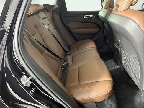 Used 2021 Volvo XC60 T8 Inscription Expression w/ Advanced Package AWD/4WD image 14