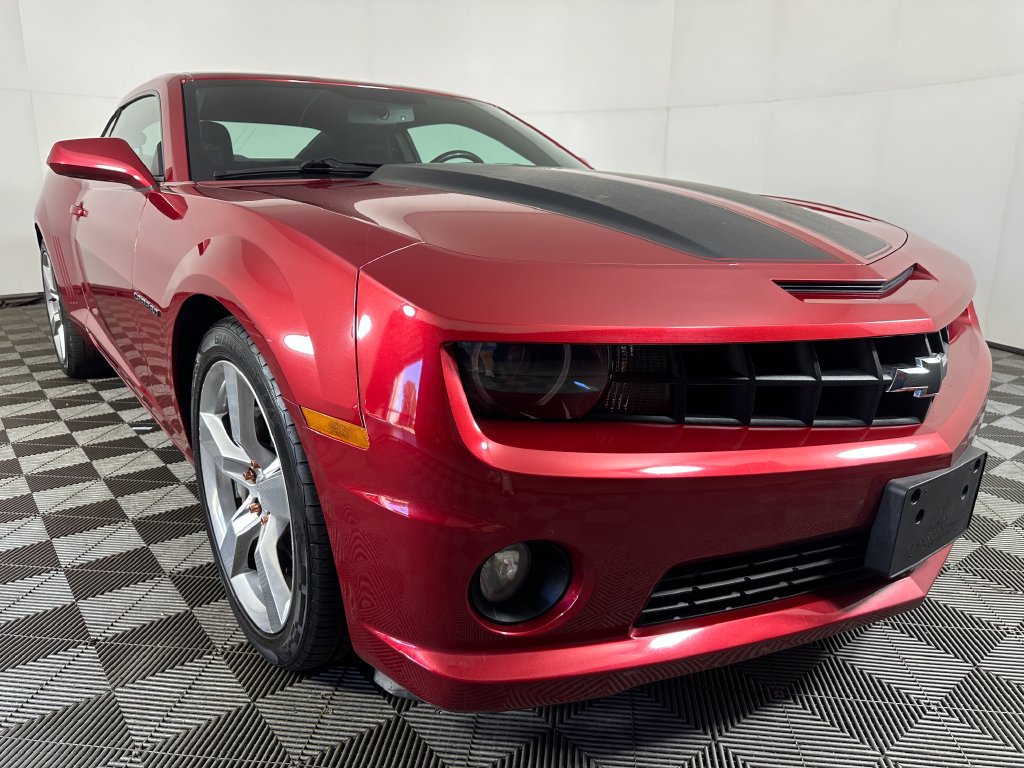 Used 2012 Chevrolet Camaro SS w/ RS Package RWD image 7