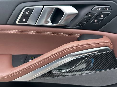 New 2026 BMW X6 M60i w/ Executive Package image 8