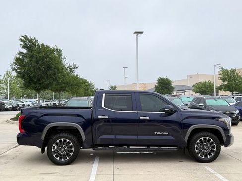Used 2025 Toyota Tundra Limited AWD/4WD image 6