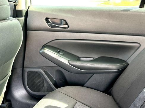 Used 2024 Nissan Altima 2.5 SV w/ SV Premium Package FWD image 22