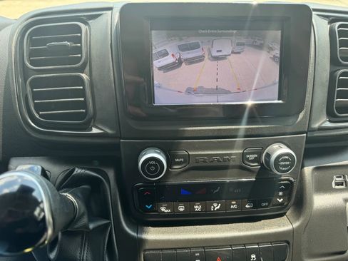Used 2026 RAM ProMaster 2500 w/ Convenience Group FWD image 19