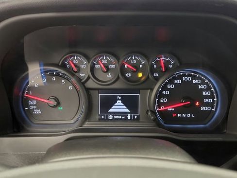 Used 2023 Chevrolet Silverado 1500 Custom image 17