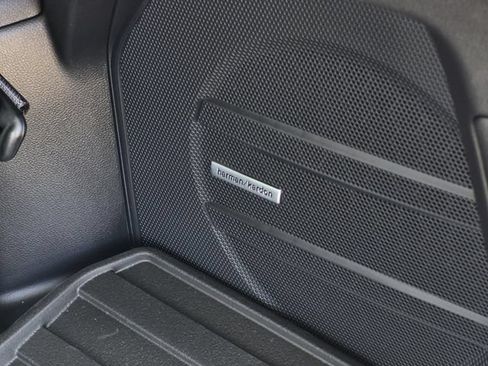 New 2026 Subaru Ascent Limited AWD/4WD image 10