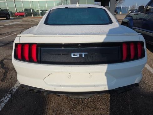 Used 2020 Ford Mustang GT Premium w/ Equipment Group 401A image 4