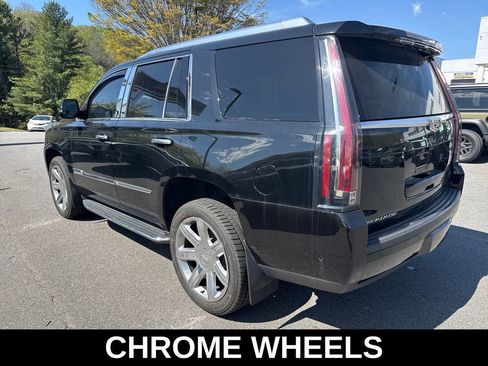 Used 2019 Cadillac Escalade Premium Luxury AWD/4WD image 8