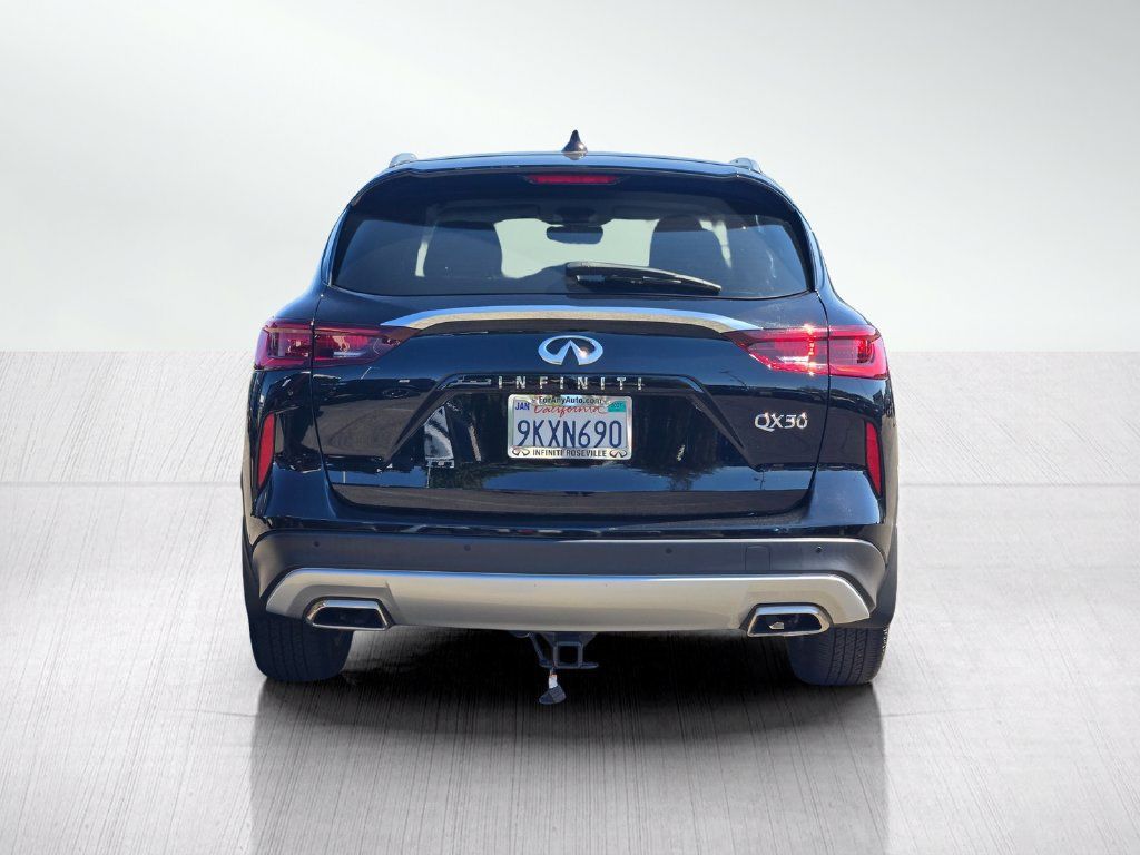 Used 2023 INFINITI QX50 Luxe FWD image 5