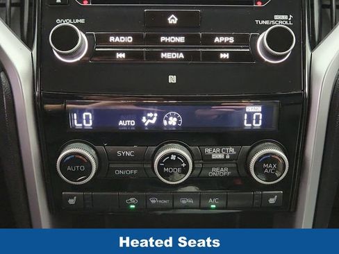 Used 2022 Subaru Ascent Limited AWD/4WD image 15