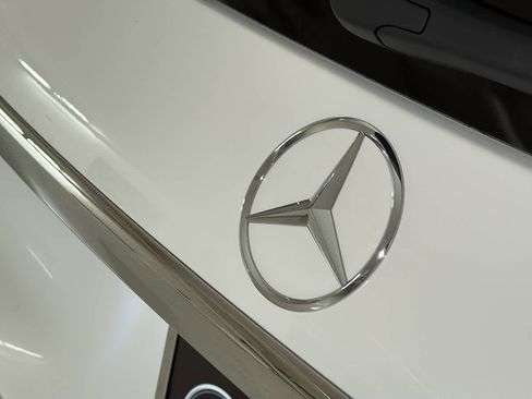 New 2025 Mercedes-Benz GLS 63 AMG 4MATIC image 7