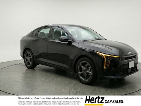 Used 2025 Kia K4 FWD image 1