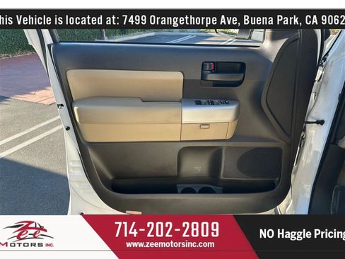 Used 2008 Toyota Sequoia SR5 image 40