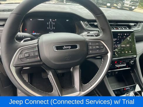 New 2025 Jeep Grand Cherokee L Altitude image 9