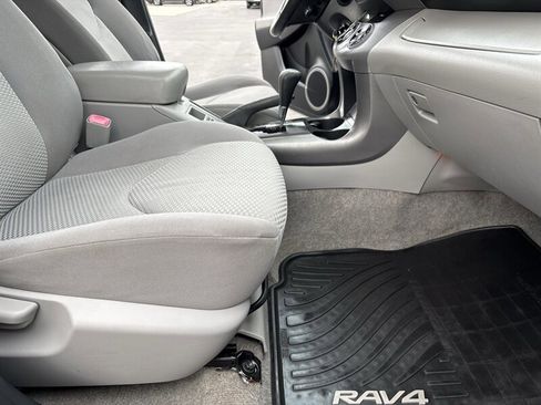 Used 2008 Toyota RAV4 Limited AWD/4WD image 36