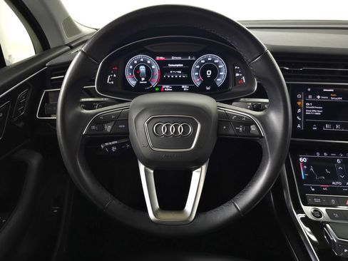 Used 2022 Audi Q7 3.0T Premium Plus w/ Premium Plus Package AWD/4WD image 19