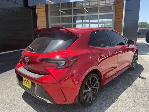 Used 2025 Toyota Corolla XSE FWD image 5