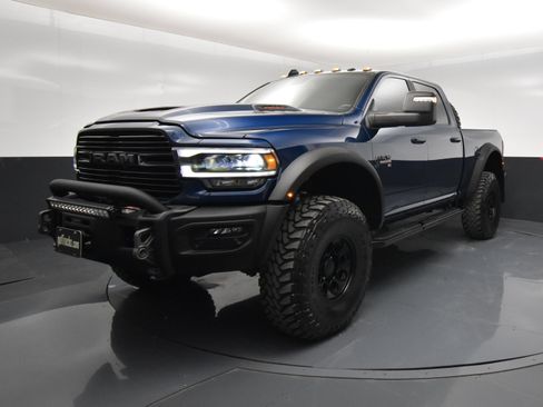 Used 2023 RAM 2500 Laramie w/ Night Edition AWD/4WD image 2