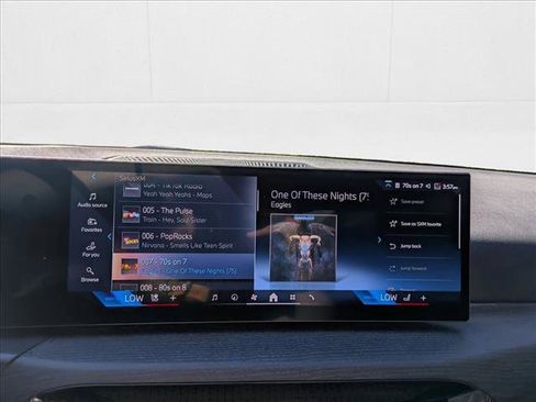 Used 2025 BMW 330i xDrive Sedan w/ Convenience Package image 12