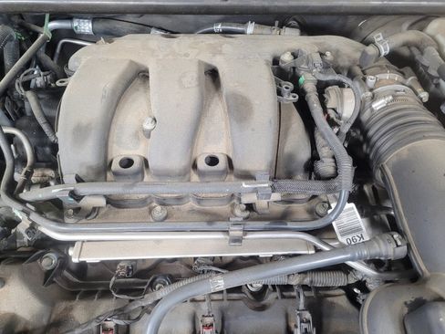Used 2015 Ford Taurus SE FWD image 30