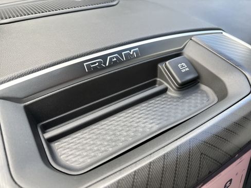 New 2026 RAM 1500 Express AWD/4WD image 25