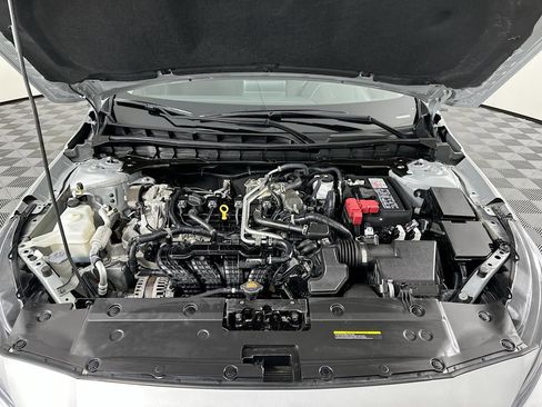 Used 2024 Nissan Altima 2.5 SV image 40