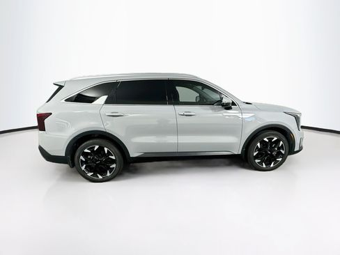 Used 2024 Kia Sorento EX w/ Panoramic Sunroof Package FWD image 10