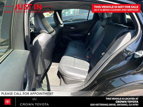 Used 2026 Toyota Prius FWD image 9