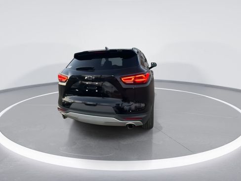 Used 2023 Chevrolet Blazer LT w/ Convenience Package FWD image 7