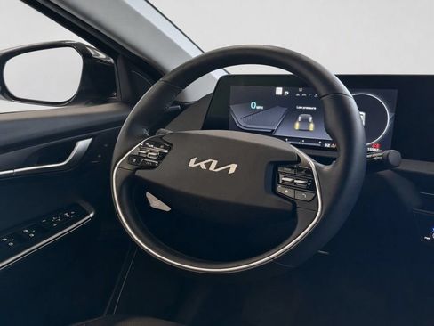 Certified 2024 Kia EV6 Wind AWD/4WD image 35
