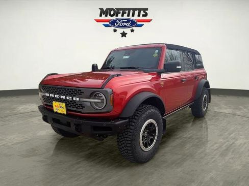 Certified 2022 Ford Bronco Badlands AWD/4WD image 1