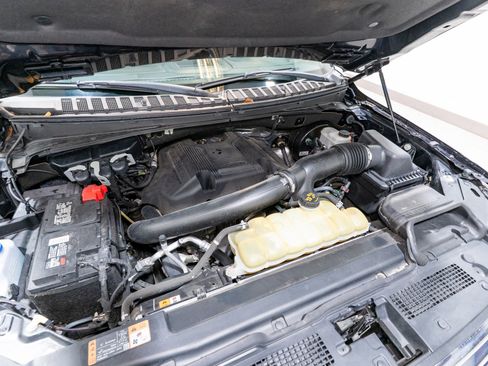 Used 2020 Ford Expedition XLT w/ Equipment Group 202A image 33