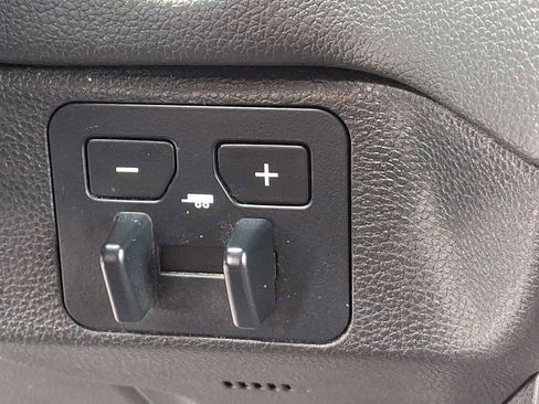 Used 2024 Toyota Tundra Limited image 27