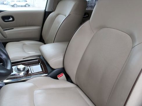 Used 2018 Nissan Armada Platinum w/ Interior Lighting Package image 22