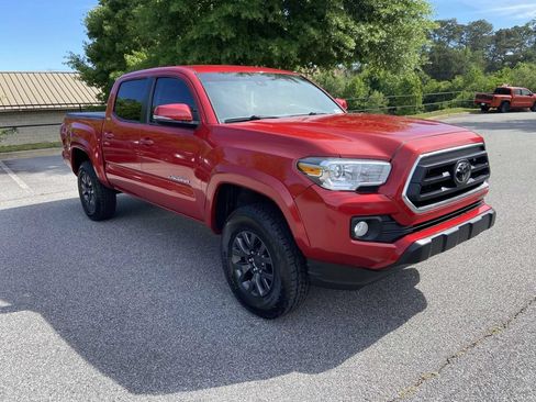 Used 2023 Toyota Tacoma SR5 w/ Technology Package AWD/4WD image 6