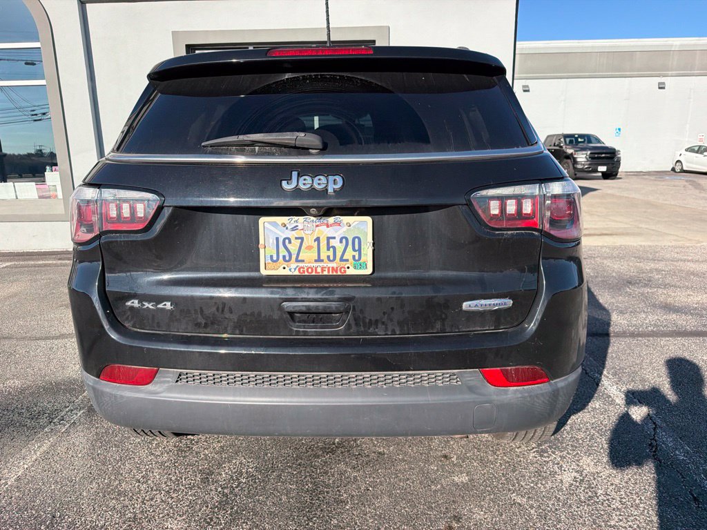 Used 2018 Jeep Compass Latitude AWD/4WD image 6